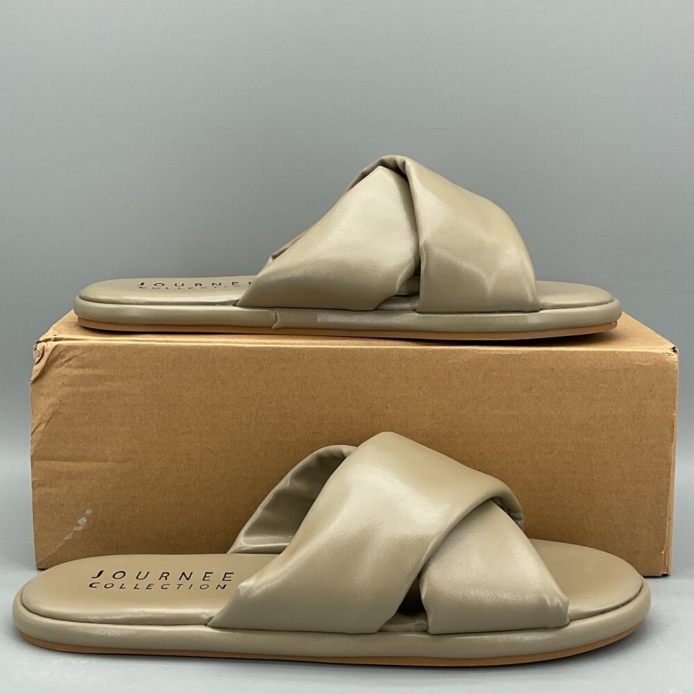 NEW Journee Collection Women’s Addilynn Puff Flat Sandals Green Size 9